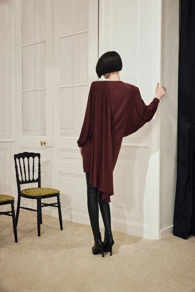 Look 18